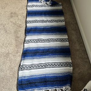 Mexican yoga blanket, great used condition